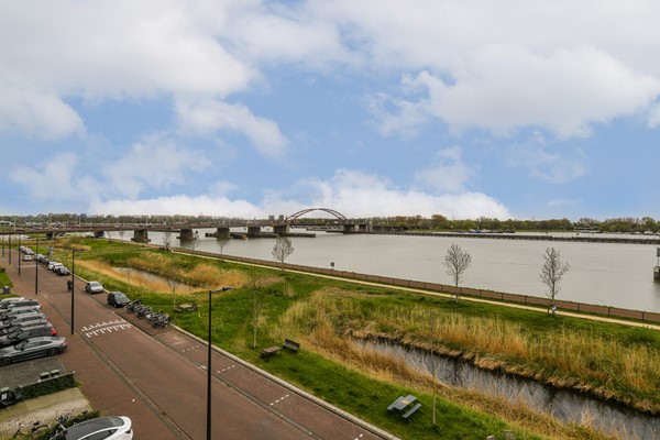 Medium property photo - Kea Boumanstraat 38D, 1095 MA Amsterdam